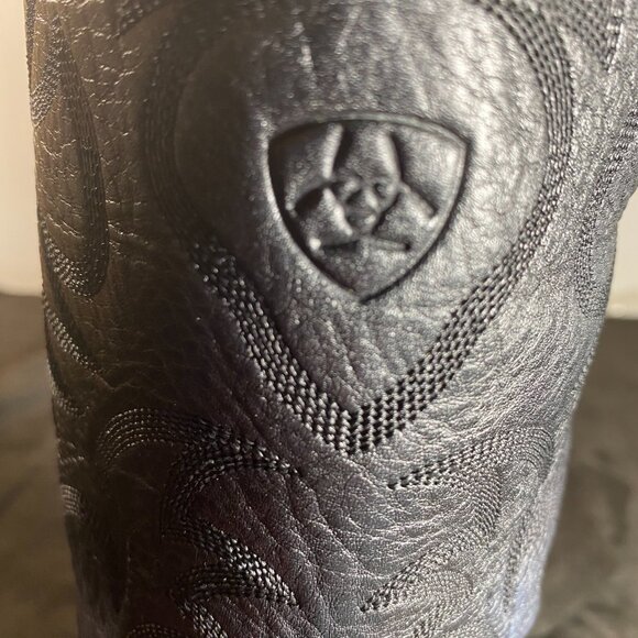 Men's 10.5 EE Vintage Ariat Black Leather Boots, Western Cowboy Boot, - Picture 11 of 15